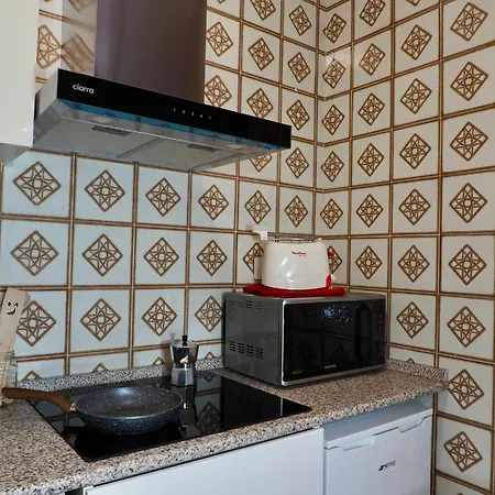Casa Chicca - Bilocale Con Parcheggio Privato Appartement San Remo