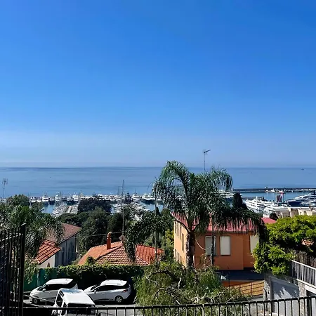 Apartament Casa Chicca - Bilocale Con Parcheggio Privato